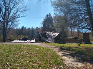 766 Fairview Rd, Harriman, TN 37748