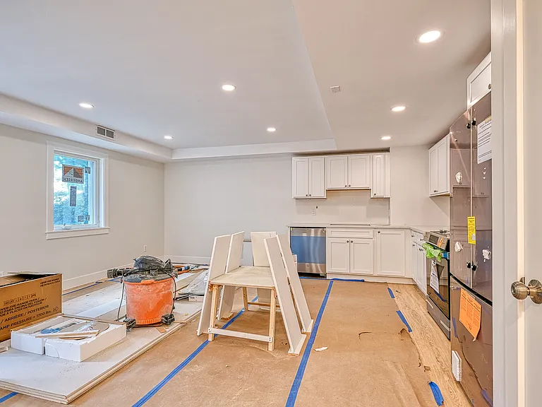 306 Clinton Ave #2 — Photo 8