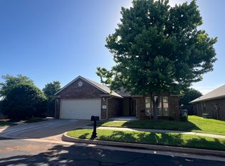 17680 Palladium Ln, Edmond, OK 73003