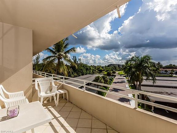 3rd image of 240 Seaview Ct APT 401