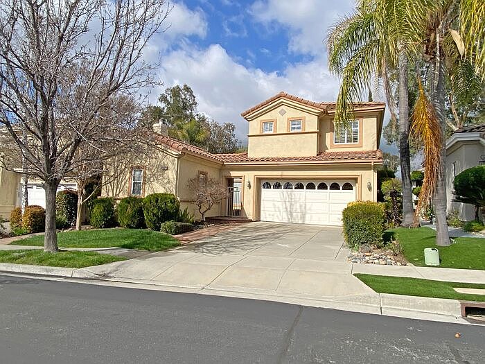 1st image of 5821 Killarney Cir