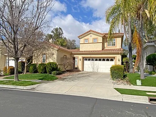 5821 Killarney Cir Photo 1