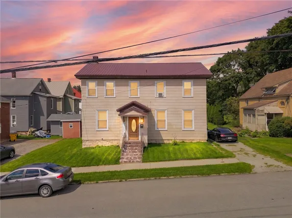 256 W Fairview St, Somerset, PA 15501