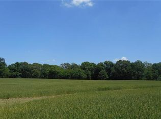 32488 Delhi Rd, Brighton, IL 62012