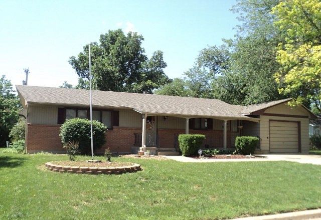 1st image of 1004 Millwood Dr