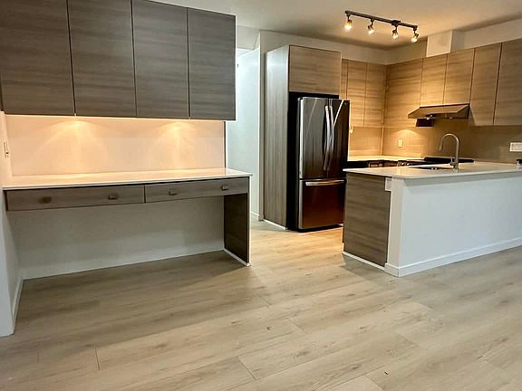 5th image of 6965 Hastings St #32