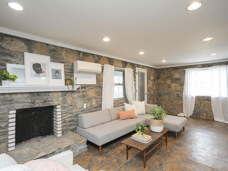 1st image of 327 Vivelle Ave