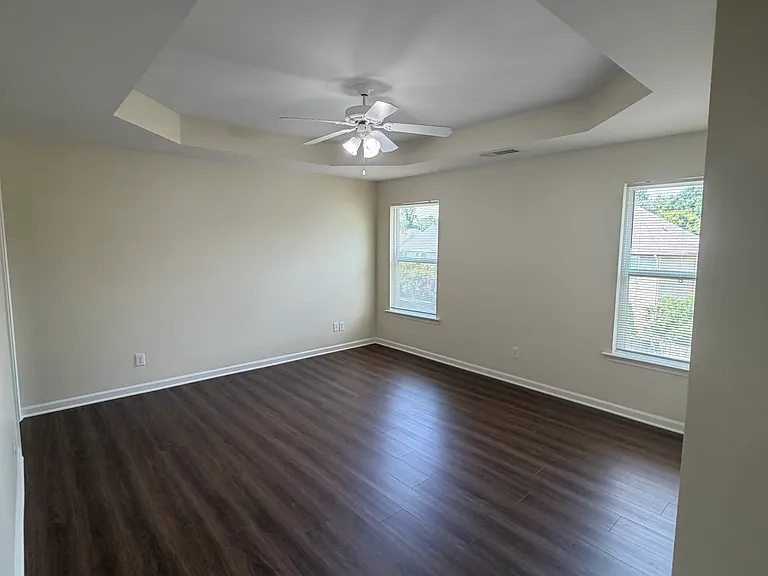 151 Hidden Lake Cir — Photo 6