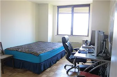 Rented by R New York