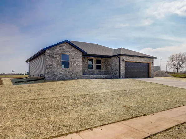 1741 Cash Drive, Mt Vernon, MO 65712