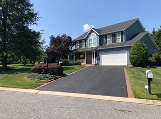 708 Aslan Ct, York, PA 17404