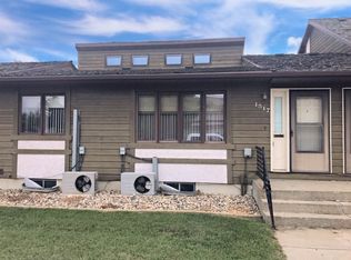 1517 18th Ave SW, Minot, ND 58701