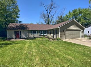 9956 Aldridge Dr, Columbia Station, OH 44028