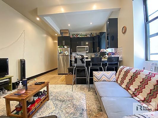 3rd image of 44 Mac Donough St #3DD