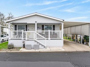 77 Village Green Dr, Sacramento, CA
