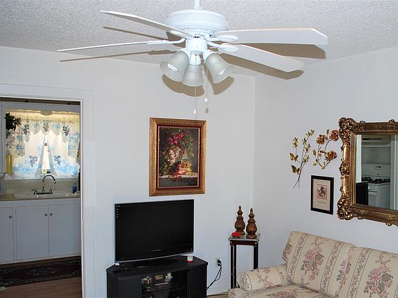 2nd image of 1716 McKinley St