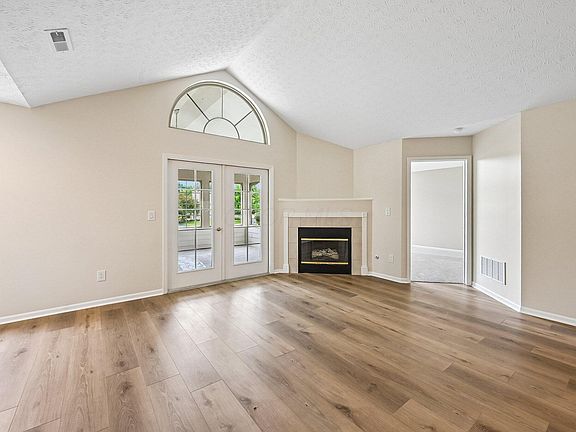 5th image of 7626 Red Maple Pl