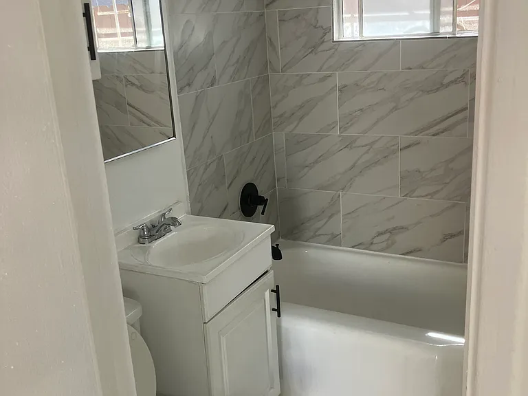 2618 Figueroa Blvd #3 — Photo 4