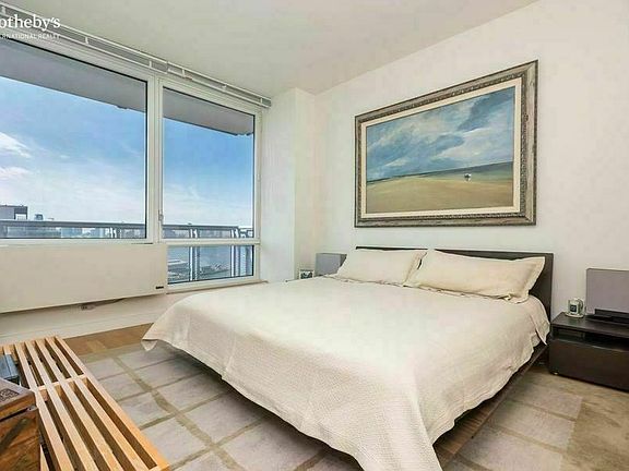 5th image of 450 W 17th St APT 2205
