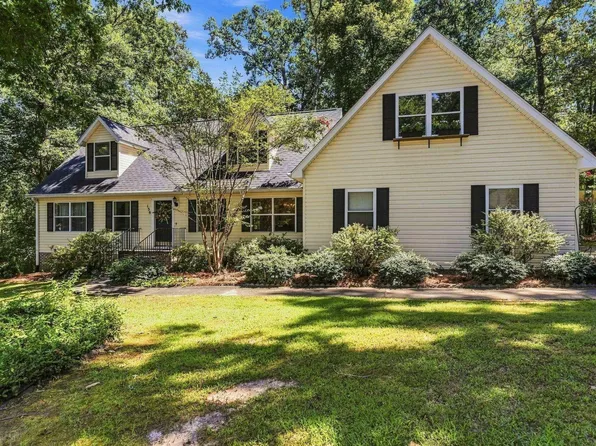 136 Pleasant Woods Rd, Piedmont, SC 29673