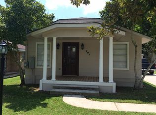 207 Tyler St, Tomball, TX 77375
