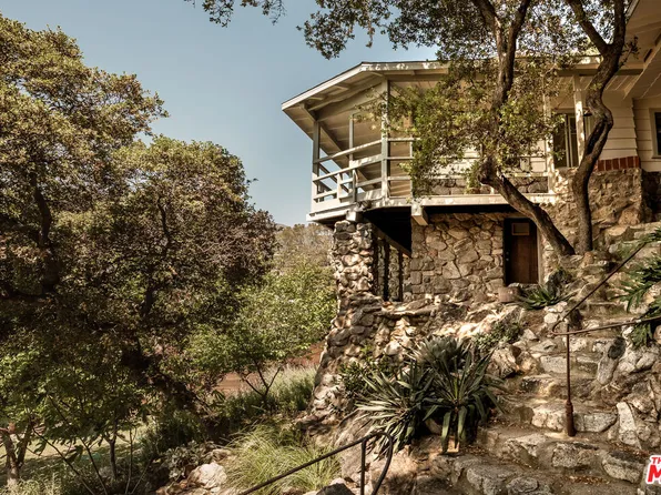 9936 Redmont Ave, Tujunga, CA 91042