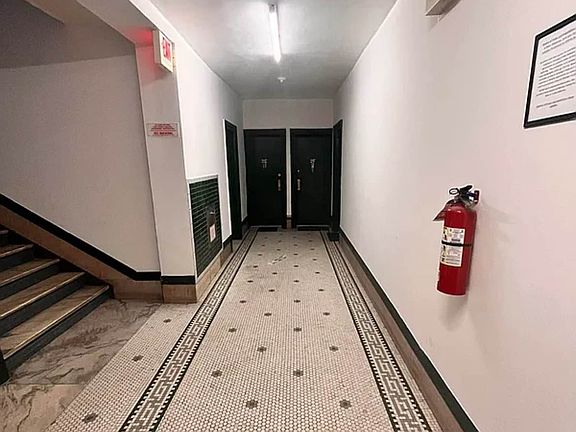2nd image of 476 Clinton Ave APT 1F