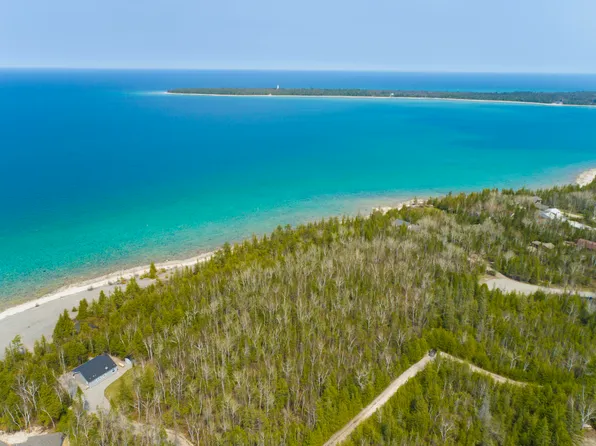 Briar Ln, Presque Isle, MI 49777