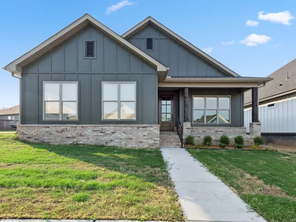 305 A St, Bryant, AR 72022