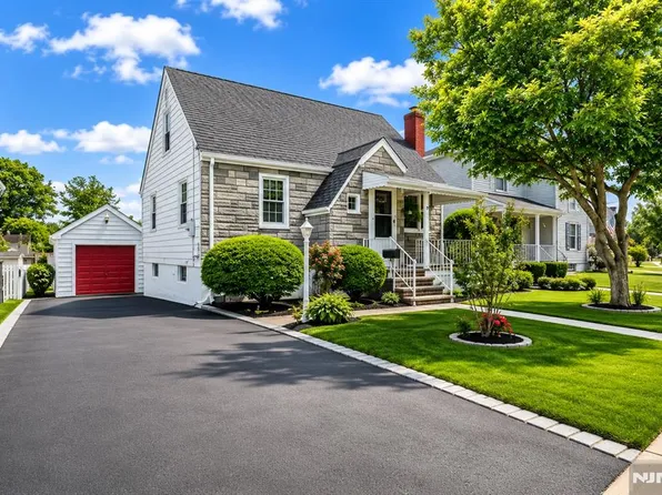 42 Long Valley Rd, Lodi, NJ 07644