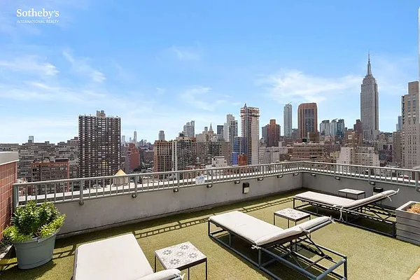 Rented by Sotheby's International Realty | media 36