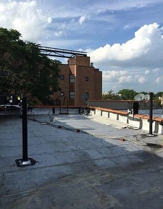 3rd image of 1430 Putnam Ave