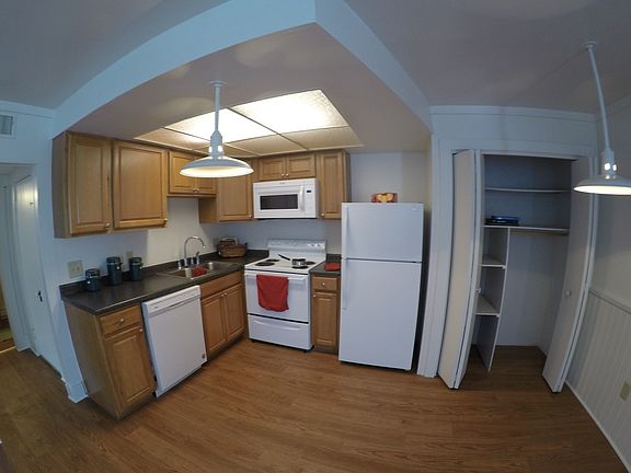 2nd image of 3001 Kossuth St #C278353b2