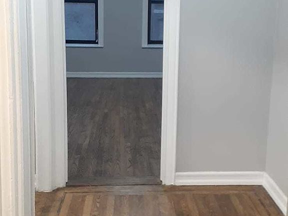 2nd image of 3400 Tryon Ave #Dd8