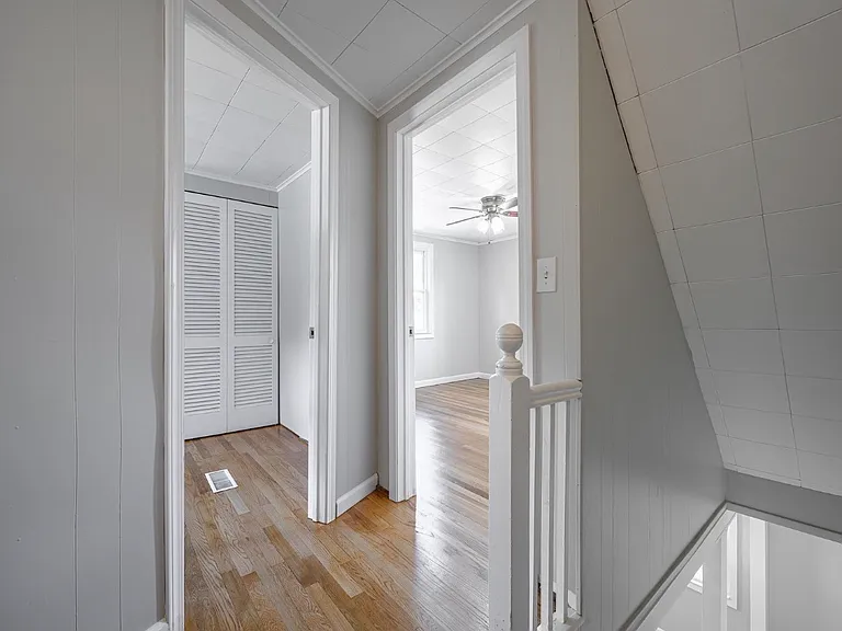 461 Mill St — Photo 18
