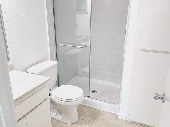 3rd image of 1055 N Capitol Ave APT 61