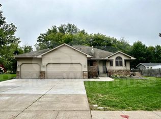 11083 Ridge Point Blvd, Chisago City, MN 55013