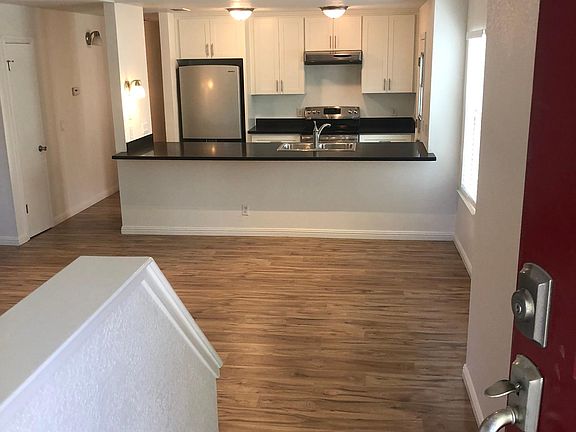 2nd image of 504 21st St