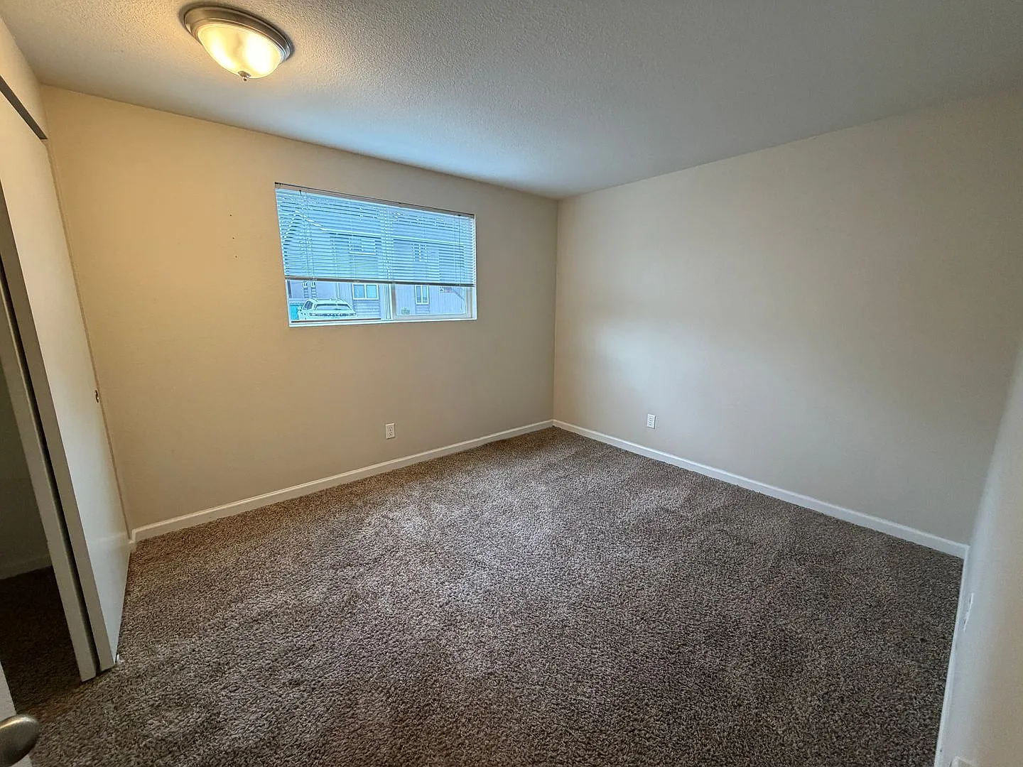 218 - Pioneer Apartments — Photo 3