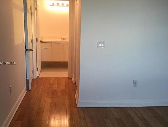 5th image of 1250 S Miami Ave #10A