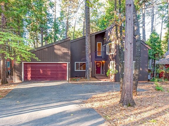 2nd image of 13685 Endicot Cir