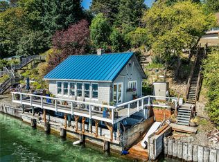 13037 SW Bachelor Rd, Vashon, WA 98070