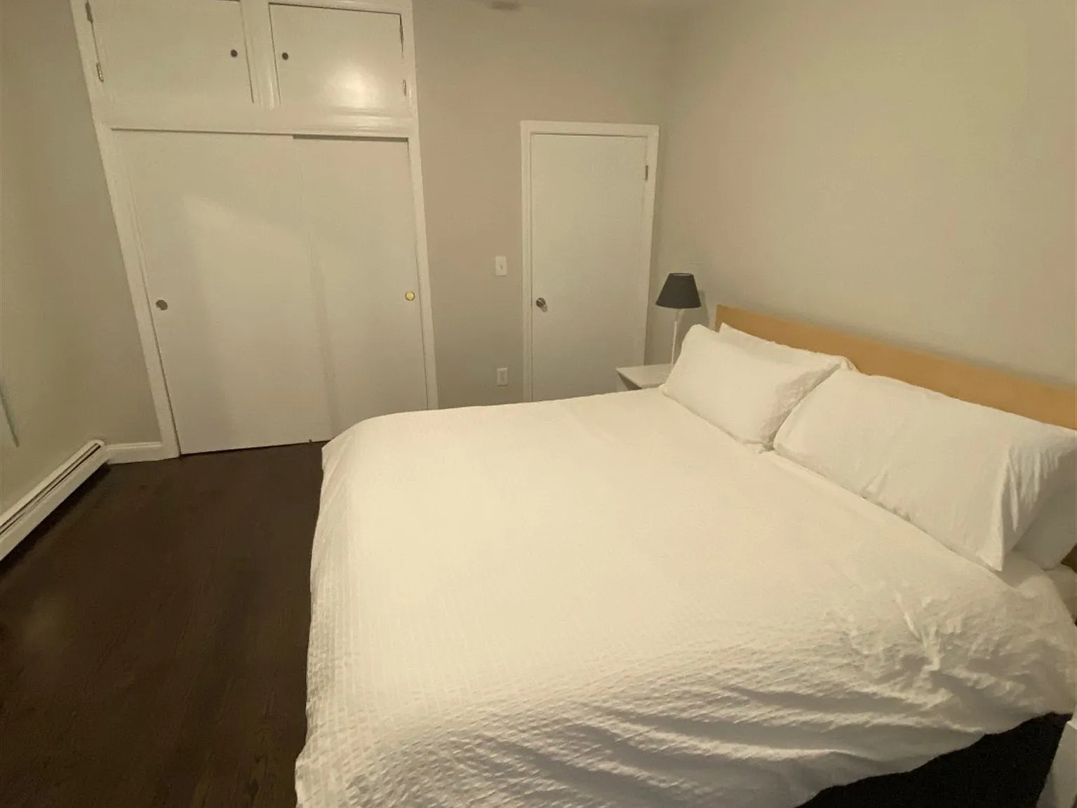 2 bed, 900 sqft, $2,800 — Photo 3