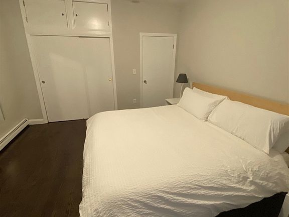 3rd image of 25 Everett Ave #2