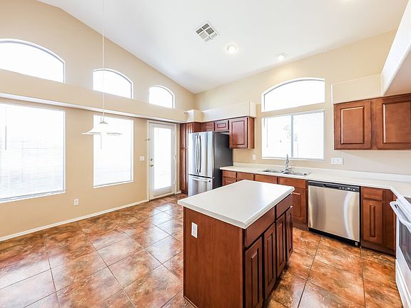 5th image of 8374 W Salter Dr