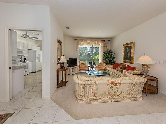 5th image of 903 Paisley Ct #15