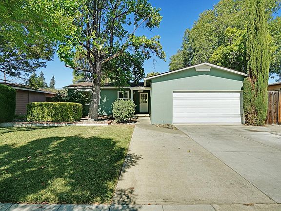 2nd image of 3834 Arbuckle Dr