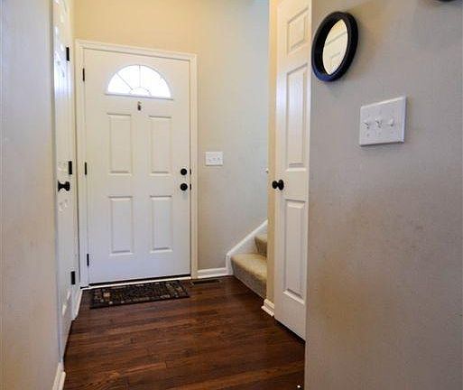 2nd image of 1249 Shiloh Ct