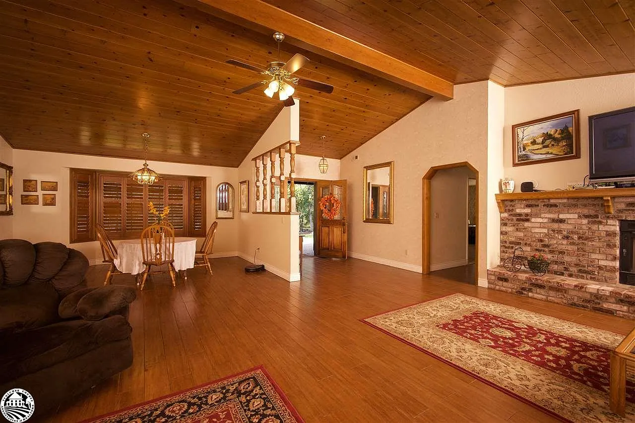 13930 Florence Way photo 1