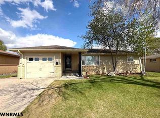 1913 Avenue P, Scottsbluff, NE 69361